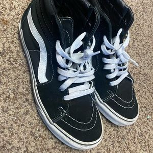 Black and white old school vans , size 7.5 mens
